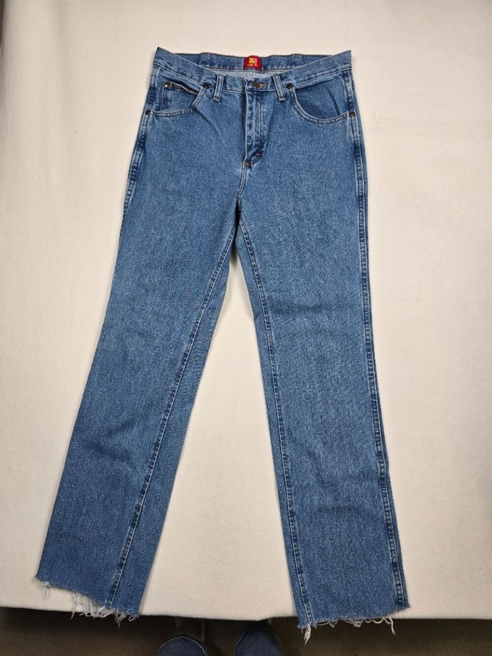 Mens Wrangler Slim Fit 36MWZ Blue Denim Jeans Frayed Hem Size 32x31